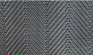 ���P����־W